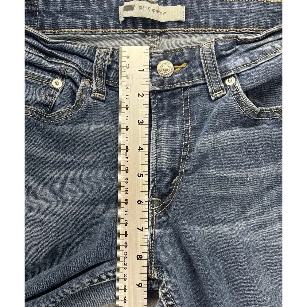 Levis 518 Superlow Flare Jeans Womens W29 L32 Y2K Low Rise Bootcut‎ Western Boho